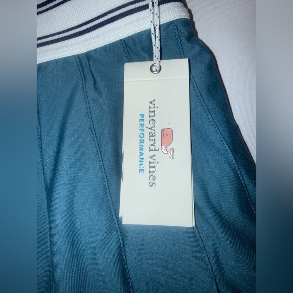 NEW Vineyard Vines Performance Pleated Skort Skirt Sz L Large Mallard Blue Golf - Picture 2 of 12